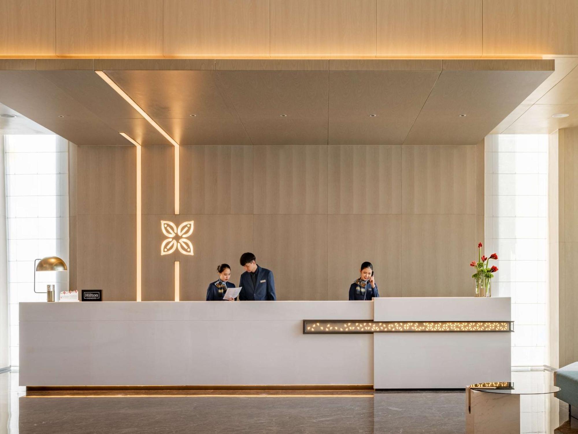Hilton Garden Inn Shenzhen World Exhibition & Convention Center Eksteriør bilde